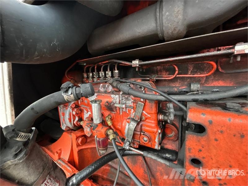 CASE 2590 2WD Tractor Traktori