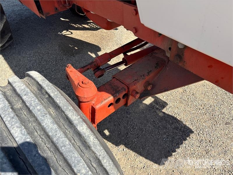 CASE 2590 2WD Tractor トラクター