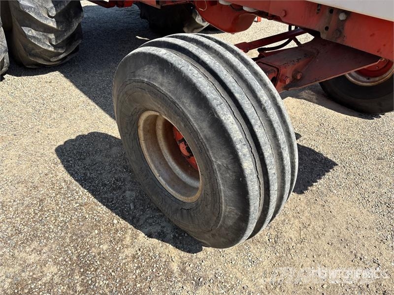 CASE 2590 2WD Tractor トラクター