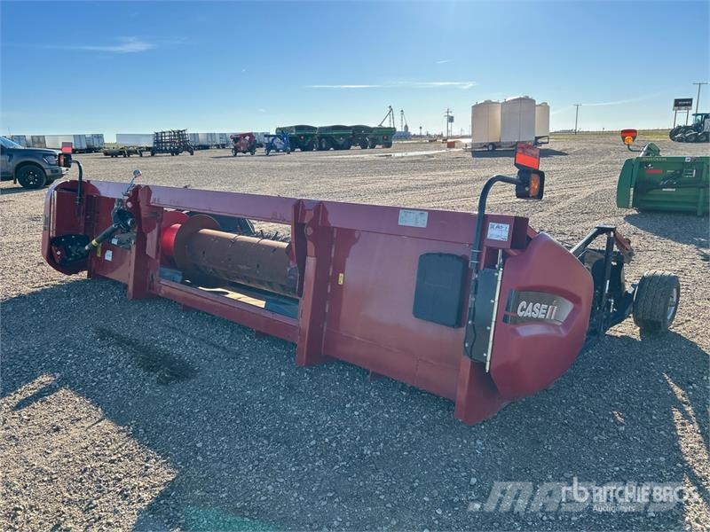 CASE 3016 15 ft Combine Pickup Header Erntevorsätze