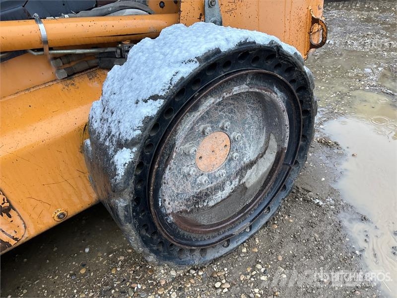 CASE 465 Skid steer loaders