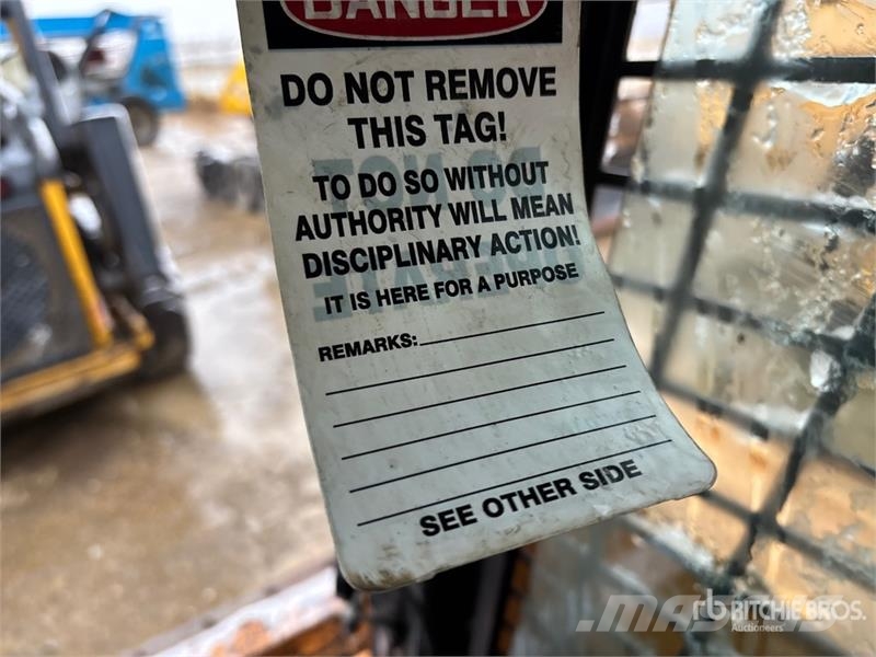 CASE 465 Skid steer loaders