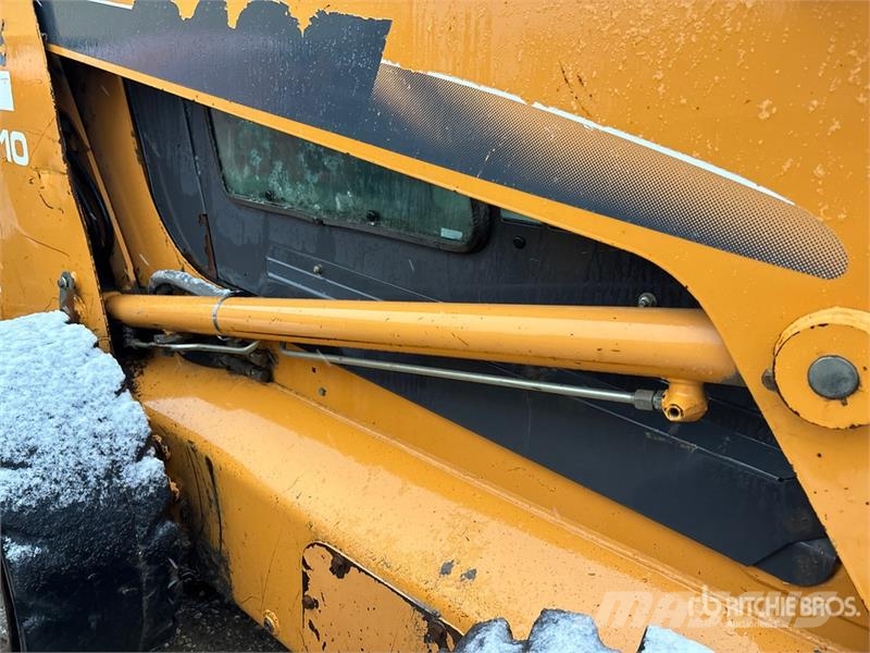 CASE 465 Skid steer loaders