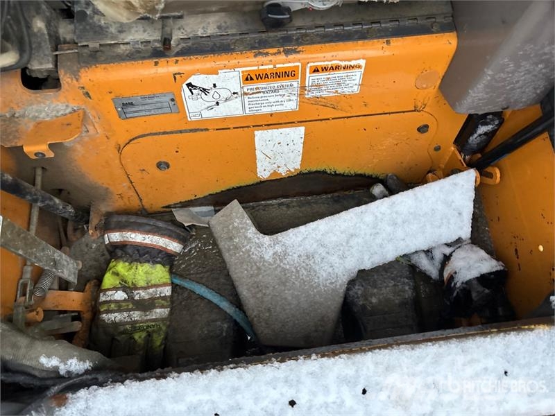 CASE 465 Skid steer loaders