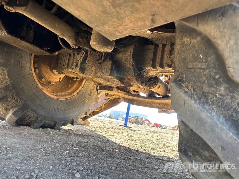 CASE 590 Super L Ekskavatori-iekrāvēji