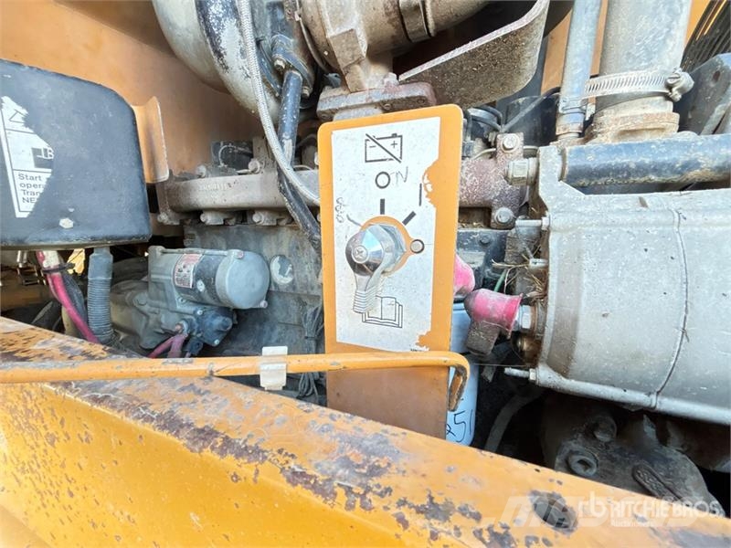 CASE 621C Chargeuse sur pneus