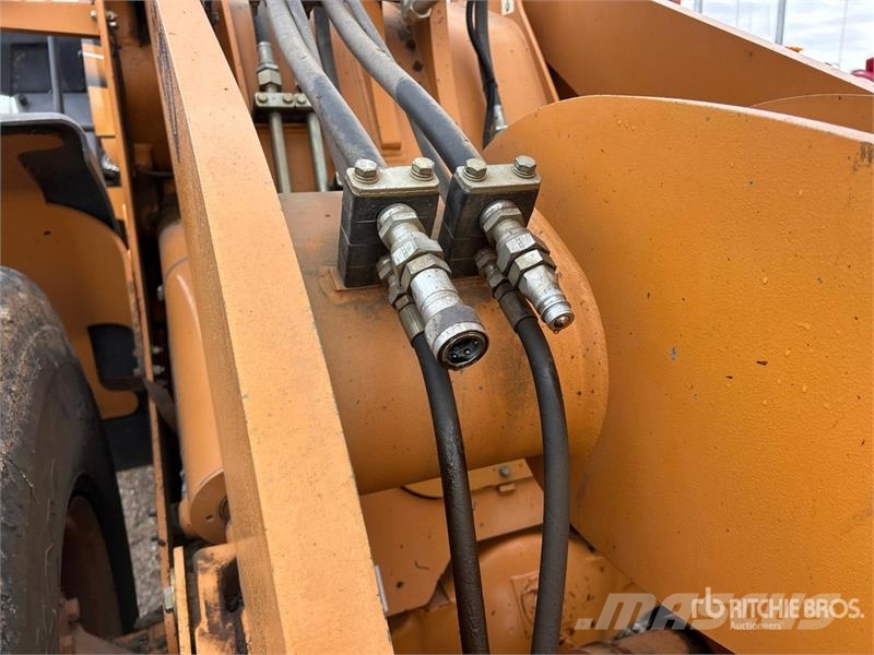 CASE 621D Wheel loaders
