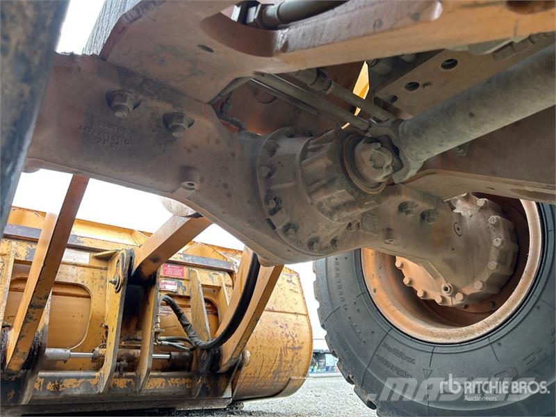 CASE 621D Wheel loaders