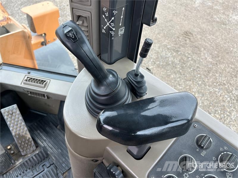 CASE 621D Wheel loaders