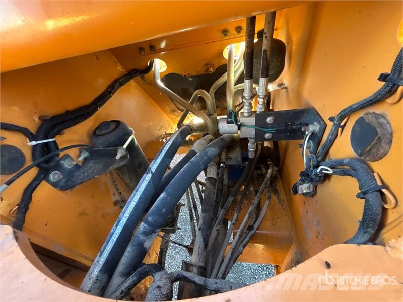 CASE 621F Wheel Loader Wheel loaders