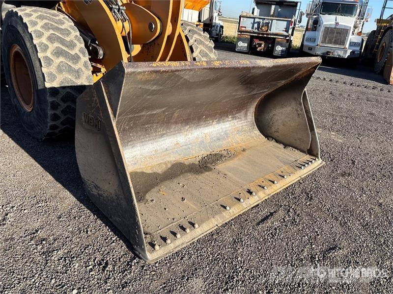 CASE 621F Wheel Loader Wheel loaders