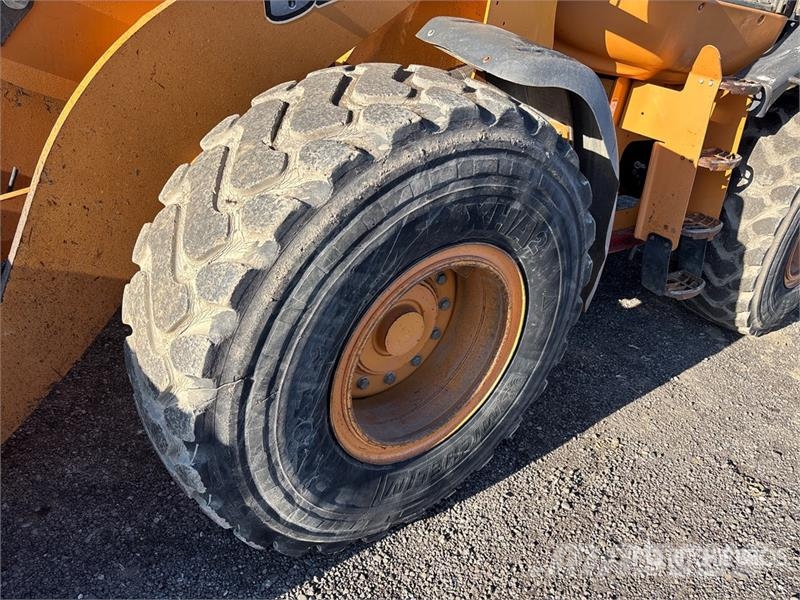 CASE 621F Wheel Loader Wheel loaders