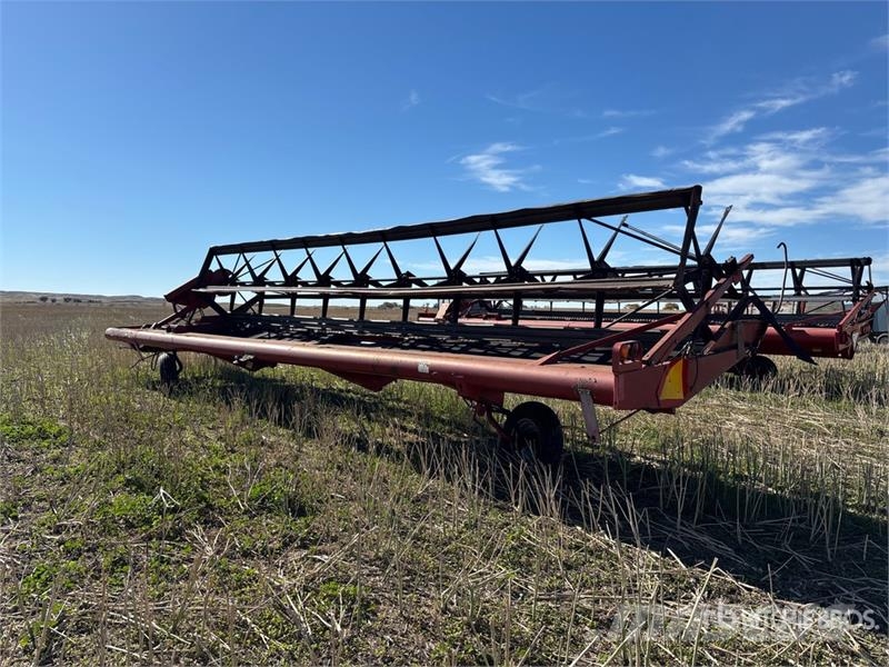 CASE 730 30 ft Pull Type Swather Windrower (Inoperable) Αναμοχλευτήρες