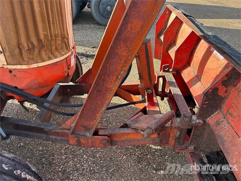 CASE 742 2WD Tractor Traktorer