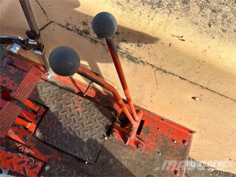 CASE 742 2WD Tractor Traktorer
