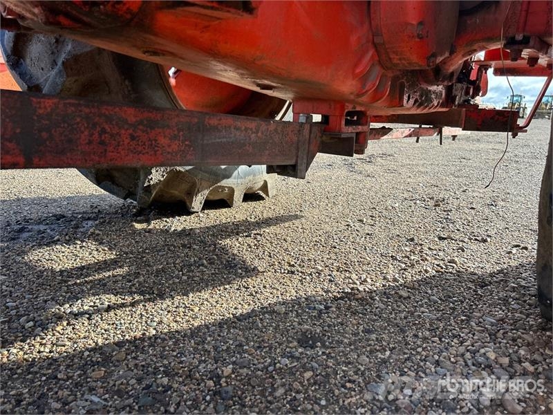 CASE 742 2WD Tractor Traktorer
