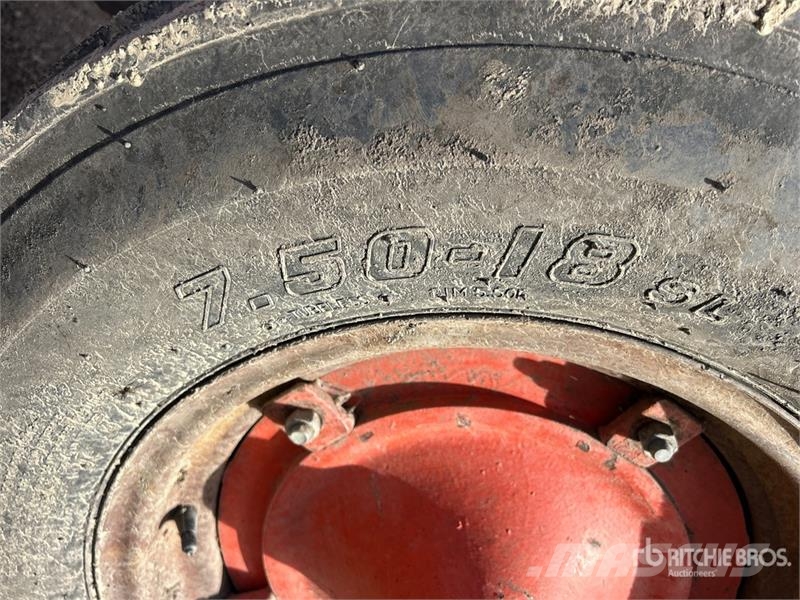CASE 742 2WD Tractor Traktorer