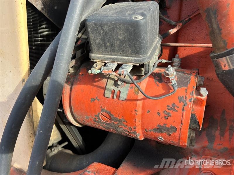 CASE 742 2WD Tractor Traktorer