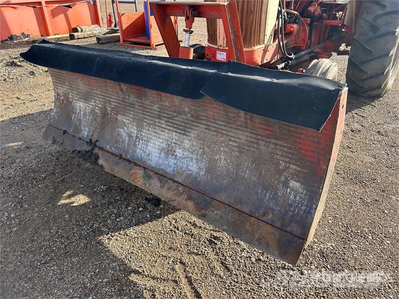CASE 742 2WD Tractor Traktorer