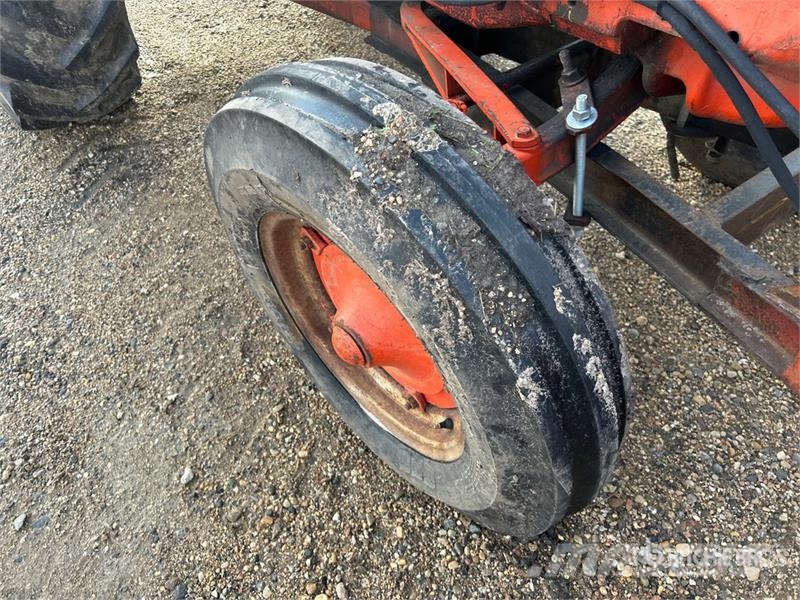 CASE 742 2WD Tractor Traktorer