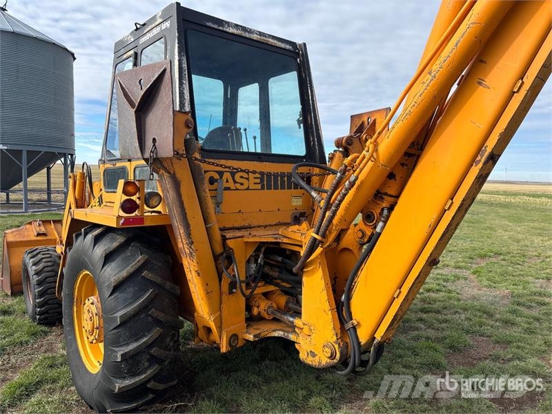 CASE 780CK Backhoe Loader 反鏟裝載機