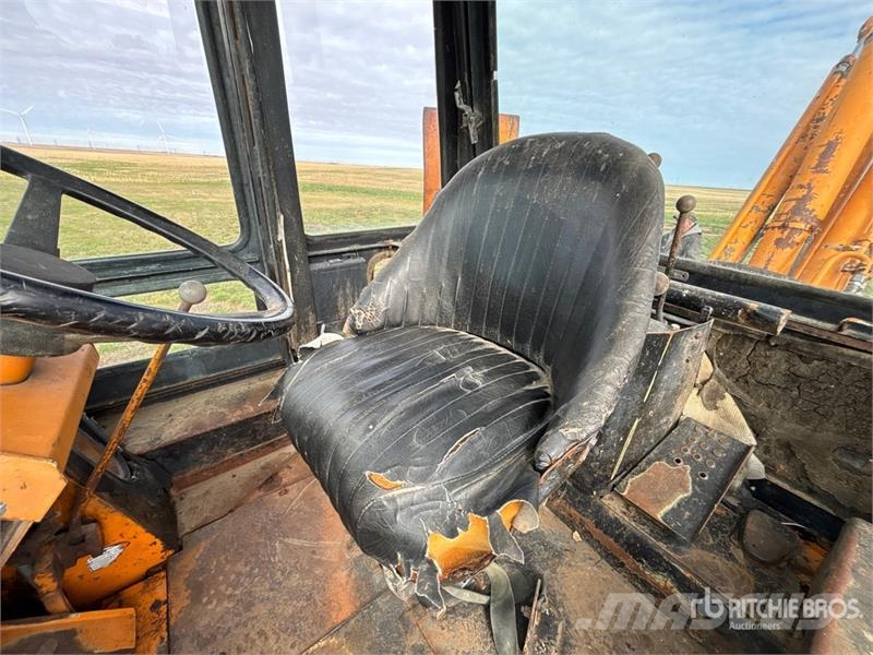 CASE 780CK Backhoe Loader 反鏟裝載機