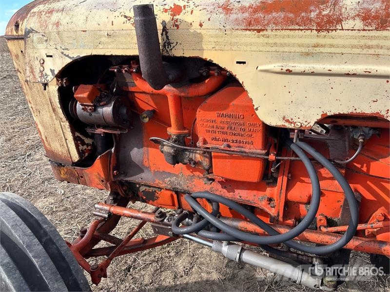 CASE C4 2WD Antique Tractor (Inoperable) Traktorid