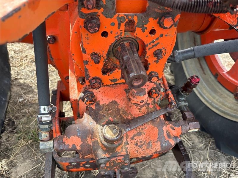 CASE C4 2WD Antique Tractor (Inoperable) Traktorid