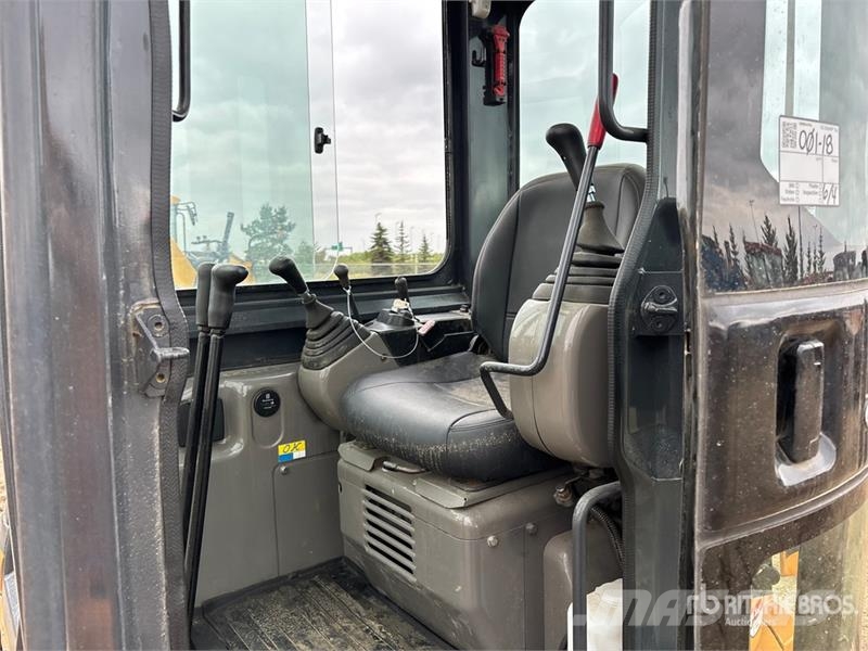 CASE CX55B Mini Excavator Minibagger < 7t