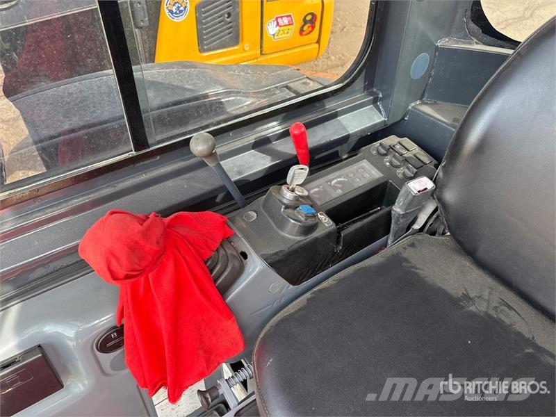 CASE CX55B Mini Excavator Miniescavatori