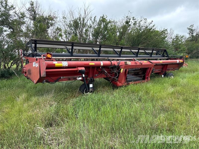 Case IH 1042 30 ft Rigid Combine Header رؤوس الحصادات الدراسات
