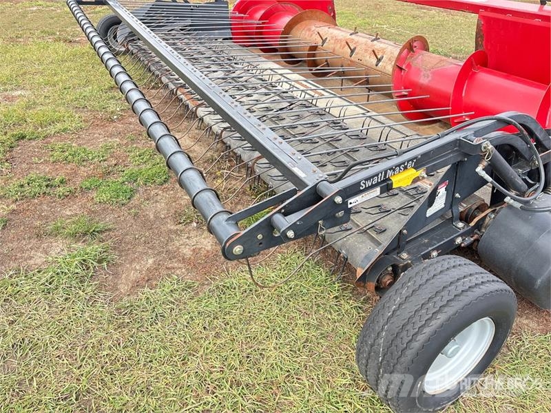 Case IH 2016 Glave hederi za kombajne