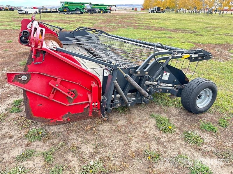Case IH 2016 Glave hederi za kombajne