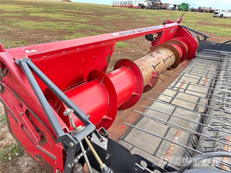 Case IH 2016 Glave hederi za kombajne