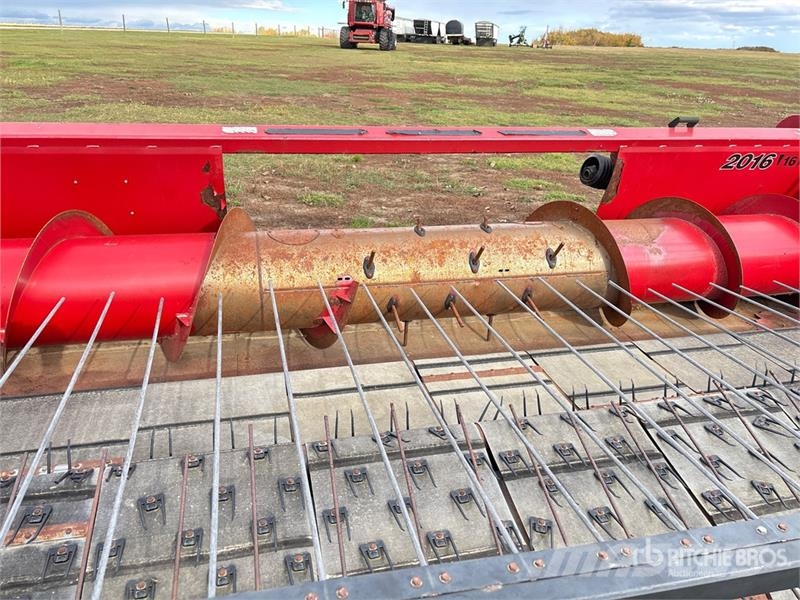 Case IH 2016 Glave hederi za kombajne