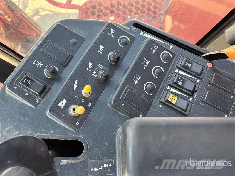 Case IH 2388 Θεριζοαλωνιστικές μηχανές