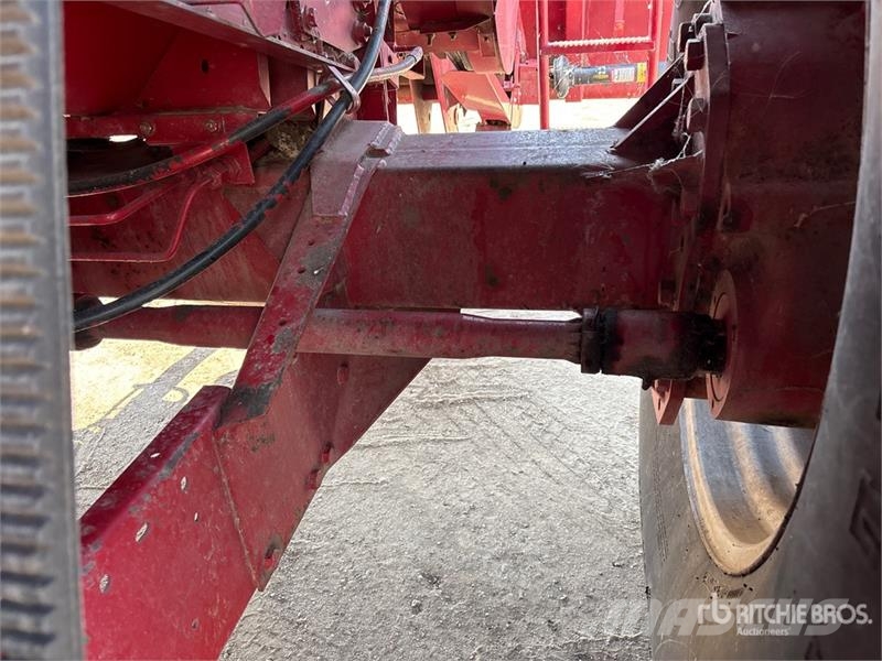 Case IH 2388 Θεριζοαλωνιστικές μηχανές