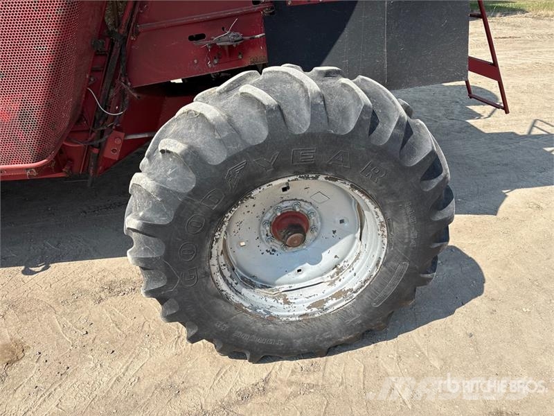Case IH 2388 Θεριζοαλωνιστικές μηχανές