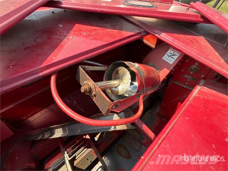 Case IH 2388 Θεριζοαλωνιστικές μηχανές