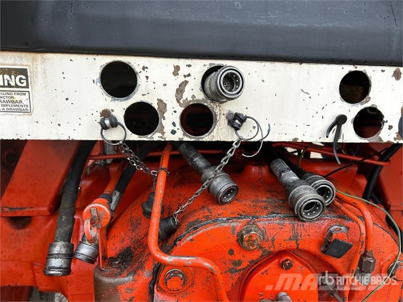 Case IH 2590 2WD Tractor الجرارات
