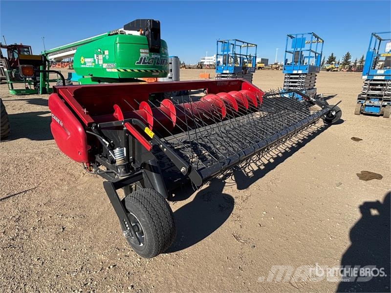 Case IH 3016-15 15 ft Belt Combine Pickup Header Derliaus nuėmimo kombainų galvos
