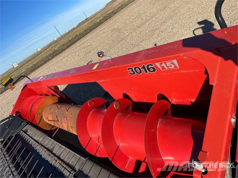 Case IH 3016 15 ft Combine Pickup Header Combine harvester heads