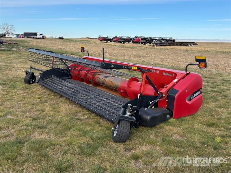 Case IH 3016 Series II 15 ft Combine Pickup Header Glave hederi za kombajne