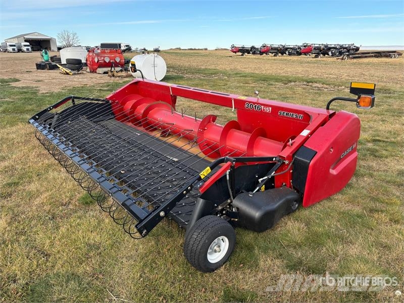 Case IH 3016 Series II 15 ft Combine Pickup Header Glave hederi za kombajne