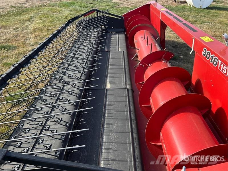 Case IH 3016 Series II 15 ft Combine Pickup Header Glave hederi za kombajne