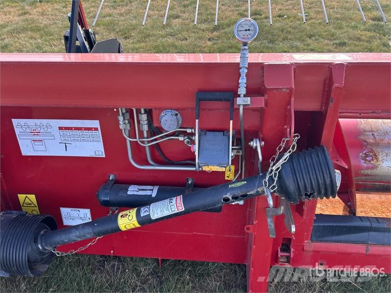 Case IH 3016 Series II 15 ft Combine Pickup Header Glave hederi za kombajne