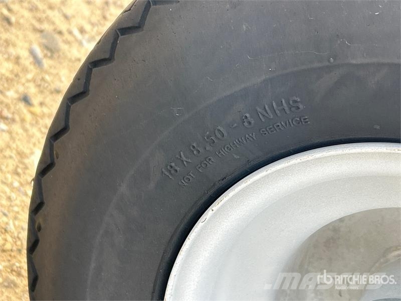 Case IH 3016 Series II 15 ft Combine Pickup Header رؤوس الحصادات الدراسات