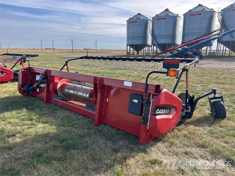 Case IH 3016 Series II 15 ft Combine Pickup Header Glave hederi za kombajne
