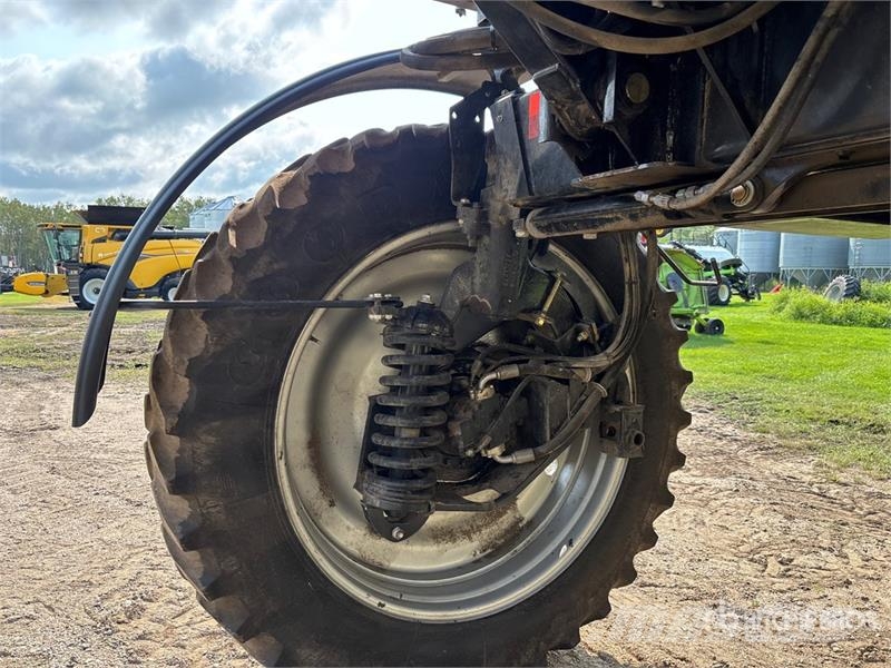 Case IH 3230 Patriot 100 ft 4x4 High Clearance Self-Propel Zelfrijdende spuitmachines