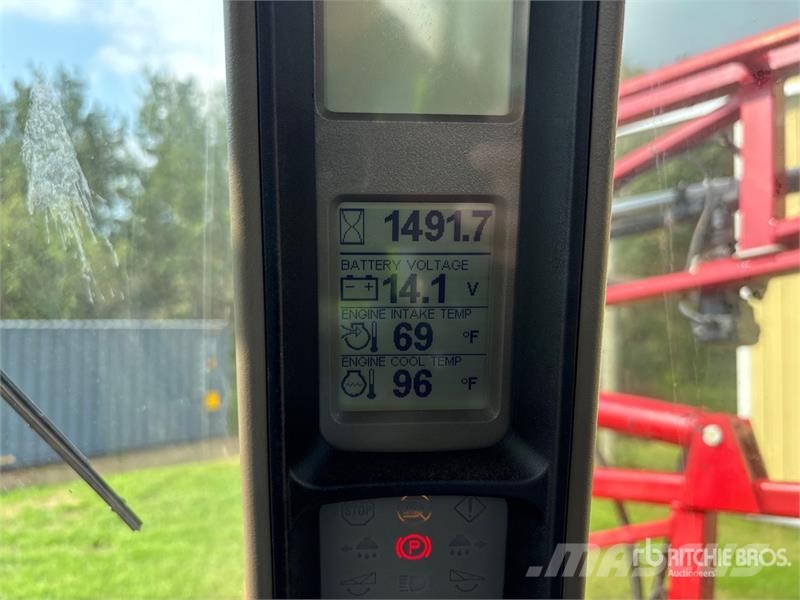 Case IH 3230 Patriot 100 ft 4x4 High Clearance Self-Propel Zelfrijdende spuitmachines